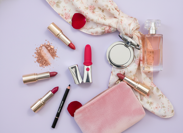 💄 Kiss Me Red - 💋 Sărutul care aprinde tot